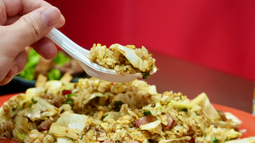 新北市汐止區[新北美食] 海神熱炒-汐止宵夜｜來自澎湖的海味，必點「紅新娘魚、澎湖小管」！