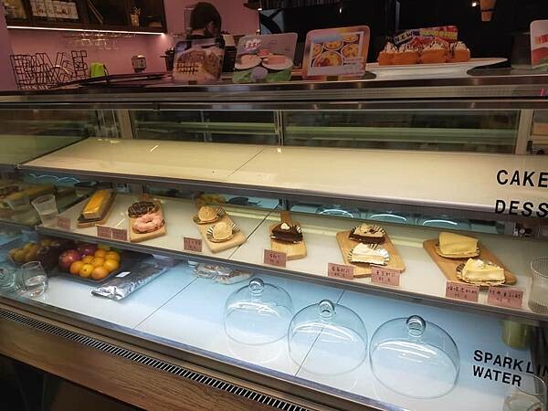 彰化鹿港Bar Cafe咖啡吧~網美風~閨蜜~約會~家人聚會