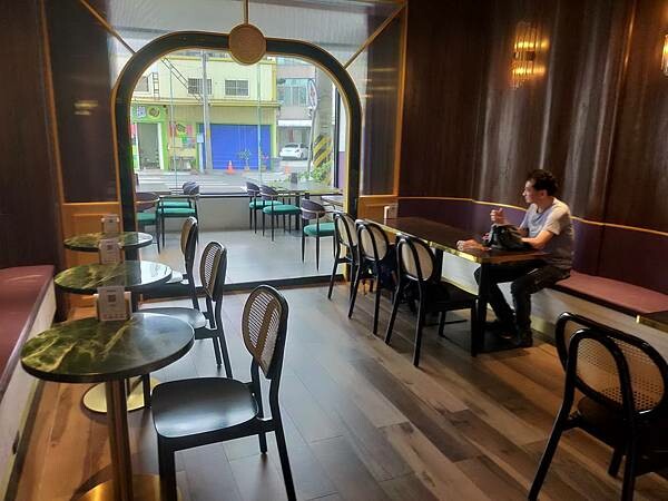 彰化鹿港Bar Cafe咖啡吧~網美風~閨蜜~約會~家人聚會