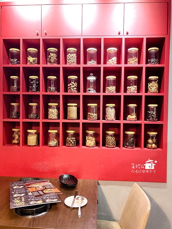 新北市新店區新店吃到飽│森師兄重慶火鍋$329起吃到飽,一個人獨享的麻辣鴛鴦火鍋(附菜單.停車.低銷)