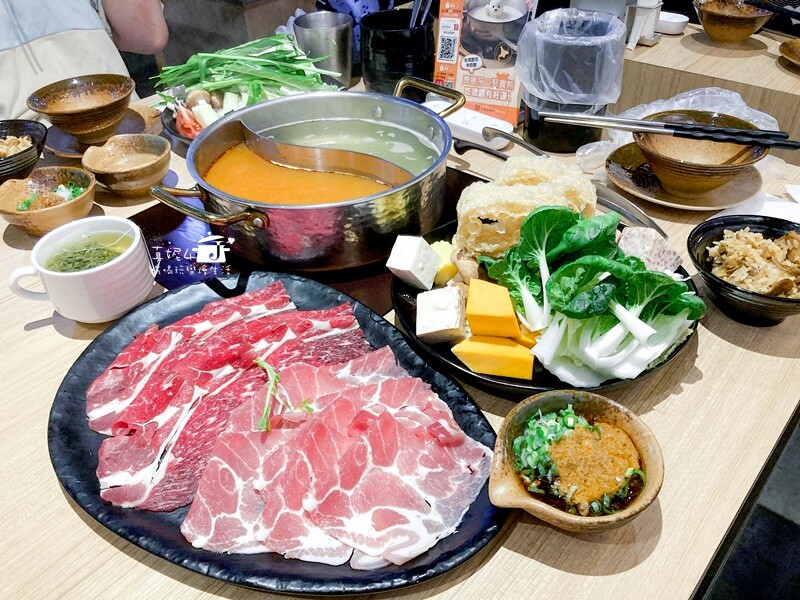 新北市新店區新店吃到飽│森師兄重慶火鍋$329起吃到飽,一個人獨享的麻辣鴛鴦火鍋(附菜單.停車.低銷)