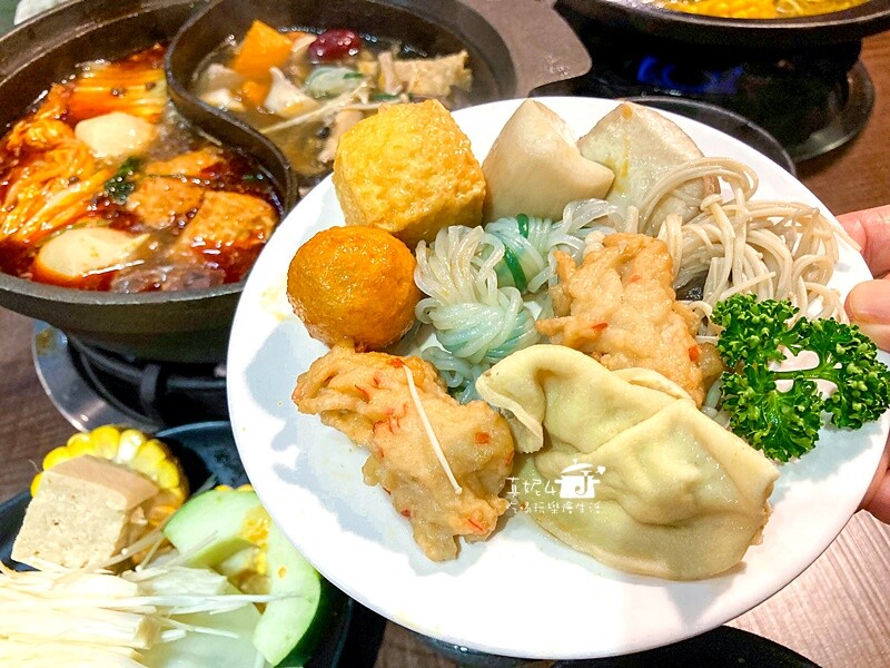 新北市新店區新店吃到飽│森師兄重慶火鍋$329起吃到飽,一個人獨享的麻辣鴛鴦火鍋(附菜單.停車.低銷)