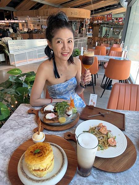 「台北美食」大巨蛋聚餐推薦 成真咖啡 誠品松菸「信義區咖啡廳