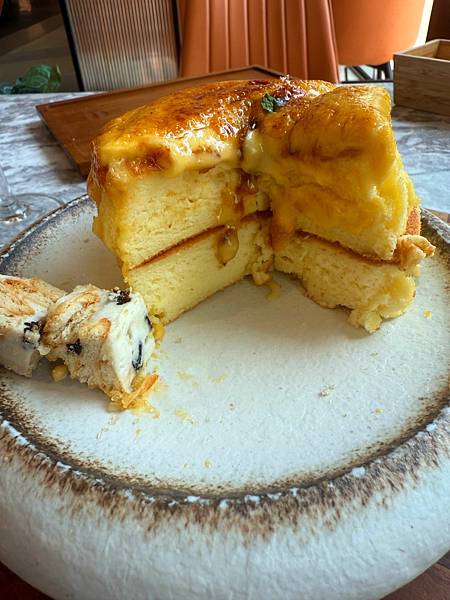 「台北美食」大巨蛋聚餐推薦 成真咖啡 誠品松菸「信義區咖啡廳