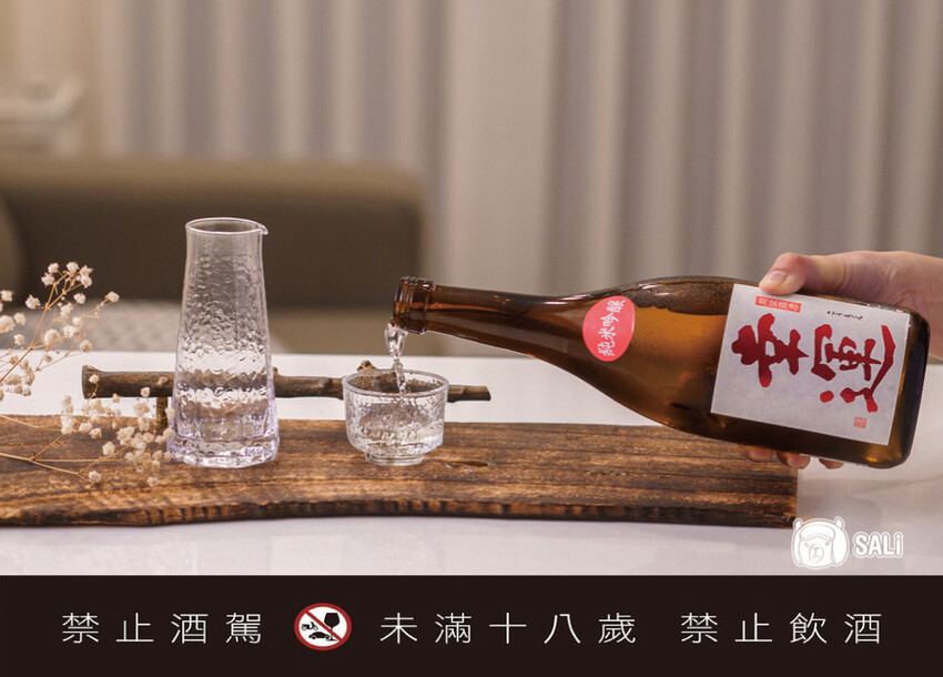 昇豐榮【彌彥酒造】幸運辣嬌禮盒｜越乃白雪 幸運 純米吟釀x李雪辣嬌-油潑辣子，送禮推薦 - 莎笠，小日子