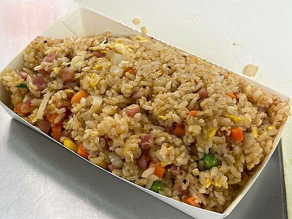 +（華山美食）楊記愛炒飯～光華商圈人氣炒飯炒麵！份量十足一吃