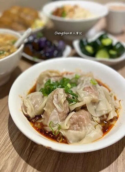 新北市永和區美食【小本經營】平價鼎泰豐 !?