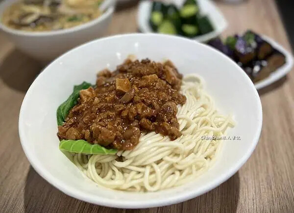 新北市永和區美食【小本經營】平價鼎泰豐 !?