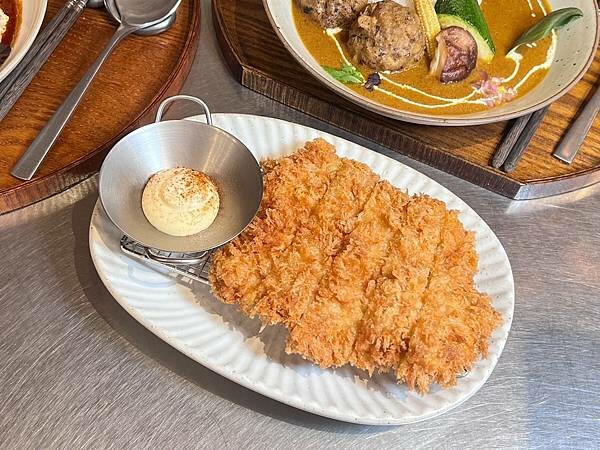 LINE_ALBUM_茶嶋咖哩 二傻夫婦_240901_20.jpg