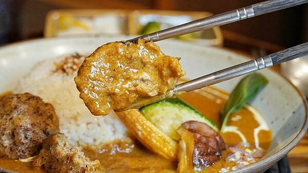 LINE_ALBUM_茶嶋咖哩 二傻夫婦_240901_9.jpg