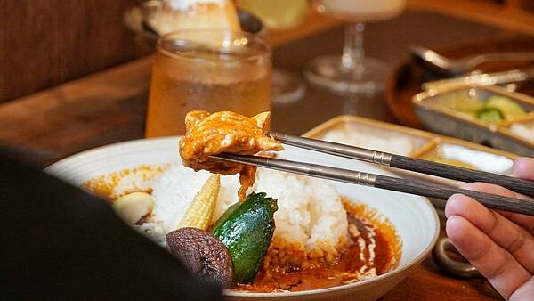 LINE_ALBUM_茶嶋咖哩 二傻夫婦_240901_7.jpg