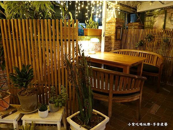 左巴好室好事-用餐環境 (1).jpg