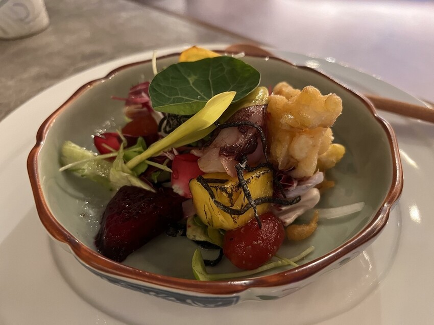 桃園市桃園區【桃園日式】價格親民的無菜單料理來桃園區囉!【宗初食堂桃園店】新鮮龍蝦搭上松露高湯吃了就想比個讚