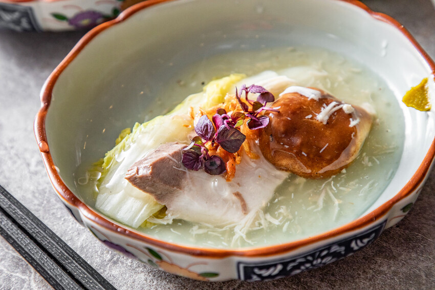 桃園市桃園區宗初食堂日式無菜單料理桃園店|最強日式無菜單料理強勢插旗桃園!活龍蝦、鮑魚等頂級食材十道無菜單料理只