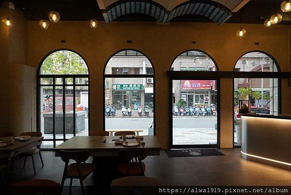 「桃園無菜單料理包廂」1380元就可以吃到活體龍蝦、宗初食堂