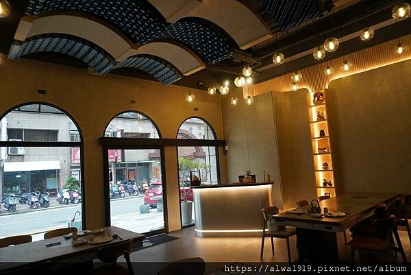 「桃園無菜單料理包廂」1380元就可以吃到活體龍蝦、宗初食堂