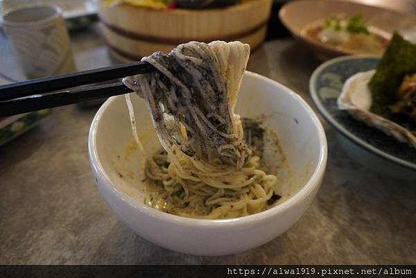 「桃園無菜單料理包廂」1380元就可以吃到活體龍蝦、宗初食堂