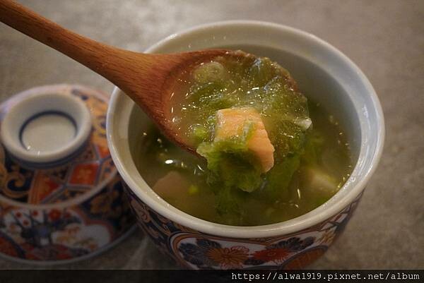 「桃園無菜單料理包廂」1380元就可以吃到活體龍蝦、宗初食堂