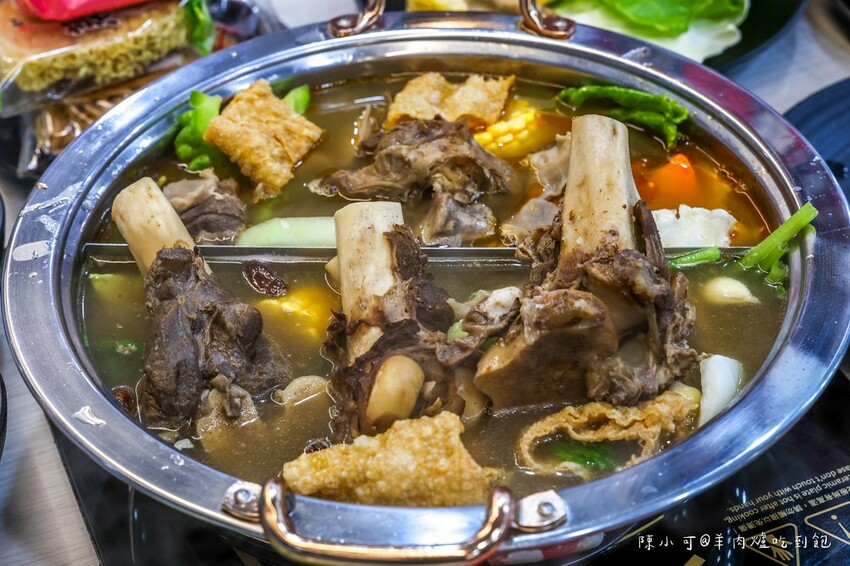 新北市三峽區【三峽北大餐廳】耀武羊威羊肉爐，菜單599元羊肉爐自助吃到飽推薦