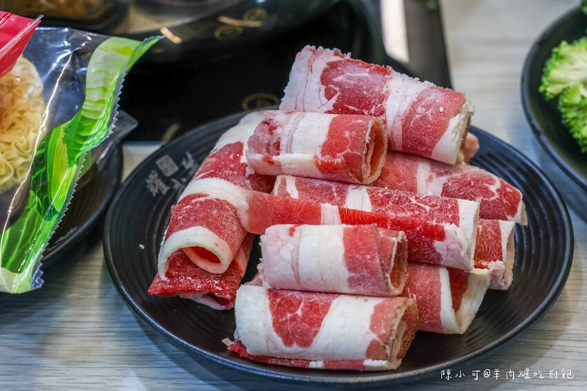 新北市三峽區【三峽北大餐廳】耀武羊威羊肉爐，菜單599元羊肉爐自助吃到飽推薦