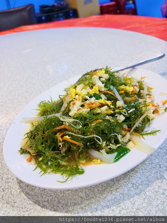 基隆市中正區[台北海鮮]基隆中正區「阿慧活海鮮 」樣樣都美味超大份量給好給滿/超爆多料海鮮炒麵/不輸給餐廳得美味/調味