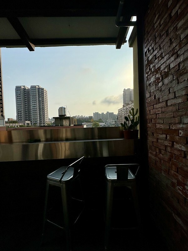 桃園市桃園區桃園咖啡館｜荒 yermo．野陌工作室的「廢墟」獨特魅力。（桃園新店）