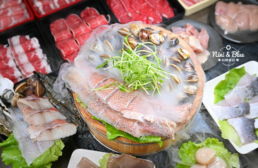 台中火鍋吃到飽,平日午餐358元起就有肉肉吃到飽,鬥牛士二鍋台中 @Nini and Blue 玩樂食記