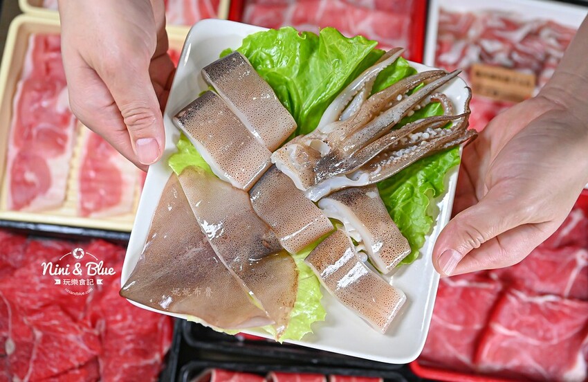 台中火鍋吃到飽,平日午餐358元起就有肉肉吃到飽,鬥牛士二鍋台中 @Nini and Blue 玩樂食記