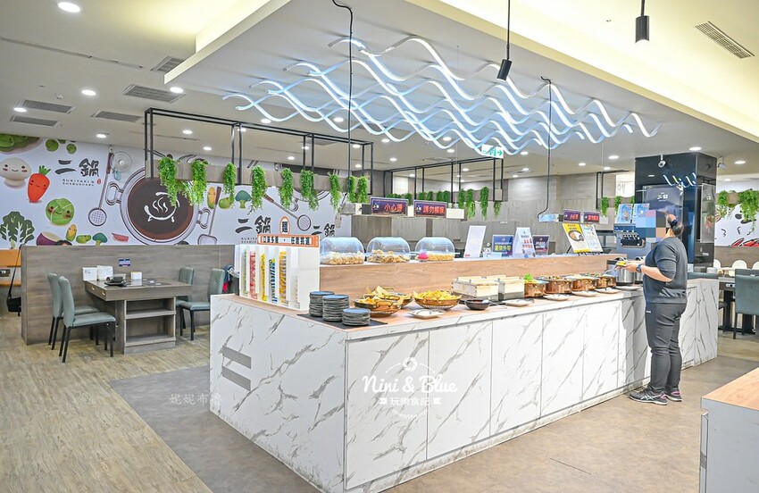 台中火鍋吃到飽,平日午餐358元起就有肉肉吃到飽,鬥牛士二鍋台中 @Nini and Blue 玩樂食記