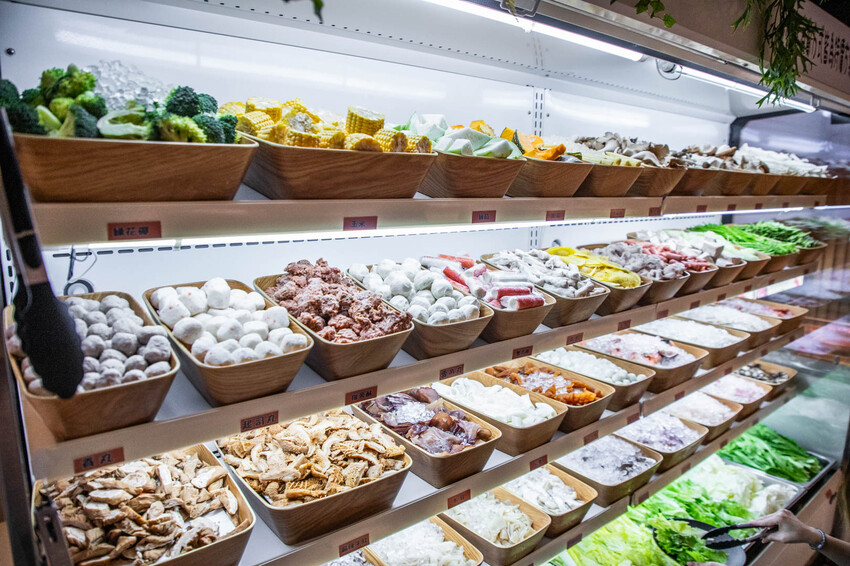 桃園呀屋火鍋烤串吃到飽4.9星必吃推薦。