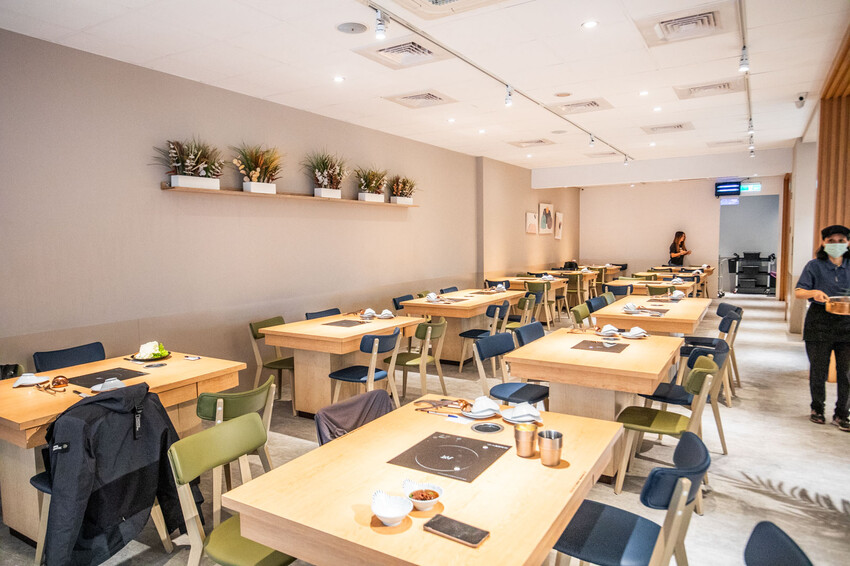 桃園呀屋火鍋烤串吃到飽4.9星必吃推薦。