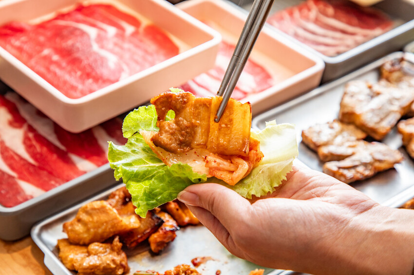 桃園呀屋火鍋烤串吃到飽4.9星必吃推薦。