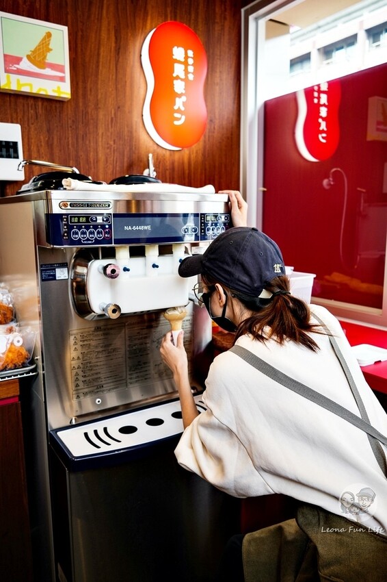 台中市南屯區台中新店報!想吃蜷尾家不用跑台南，蜷尾家パン必買霜淇淋、手撕包、王蟲麵包!!|UR LIVING商場|台中南屯