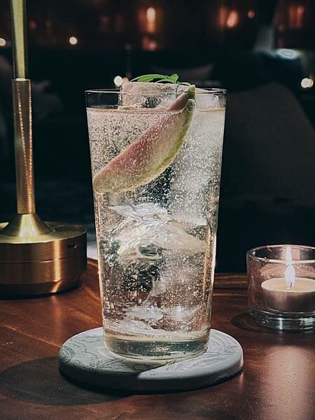 台北市大安區大安區酒吧-----隱蔽華麗的成熟大人風酒吧Monkie