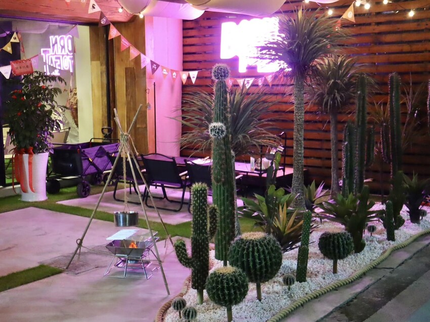 Born to EAT本質煮藝｜台北新開幕絕美露營風餐廳！環境舒適餐點又好吃。必點法式舒芙蕾，超驚艷。國父紀念館約會餐廳推薦 – 艾瑞絲的吃貨日常