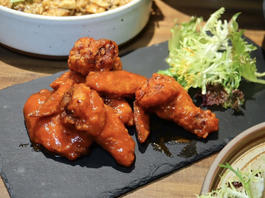 Born to EAT本質煮藝｜台北新開幕絕美露營風餐廳！環境舒適餐點又好吃。必點法式舒芙蕾，超驚艷。國父紀念館約會餐廳推薦 – 艾瑞絲的吃貨日常