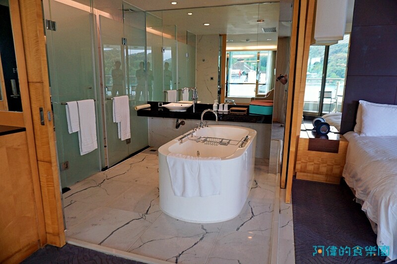 晶澤會館星空屋超夢幻！日月潭必住民宿，湖景第一排。