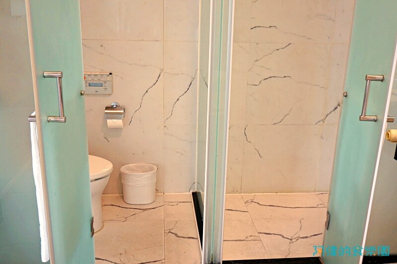 晶澤會館星空屋超夢幻！日月潭必住民宿，湖景第一排。