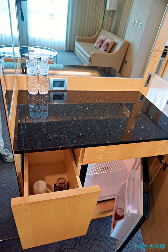 晶澤會館星空屋超夢幻！日月潭必住民宿，湖景第一排。