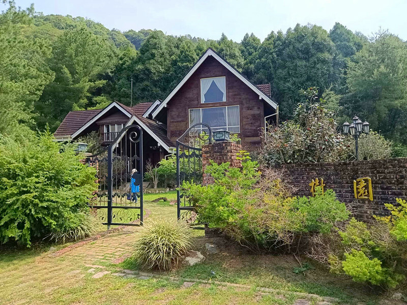 南投縣魚池鄉日月潭住宿｜御朝渡假村,4~5月螢火蟲季大爆發,一泊二食最划算