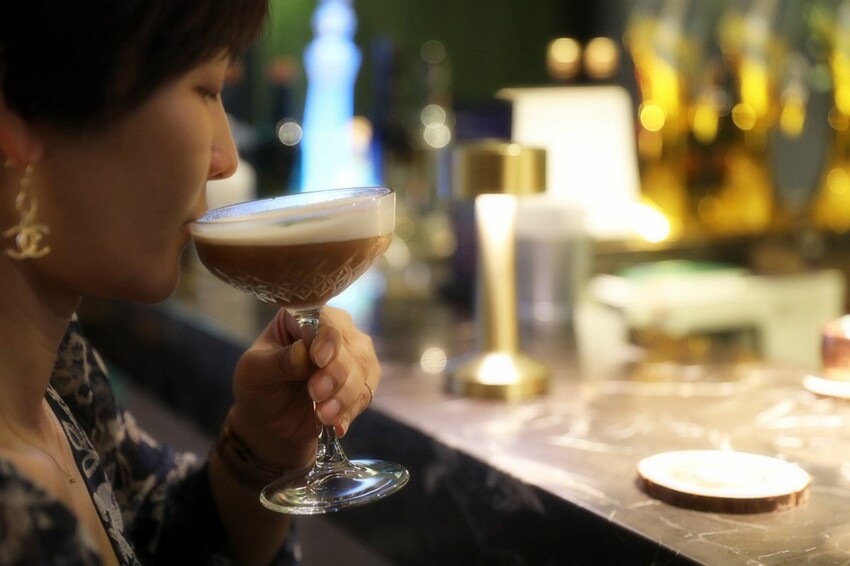 台南市北區酒鬼必訪!低調隱身巷弄寵物友善酒吧 美酒佳餚一次到味 週末微醺夜療癒又放鬆|集合Bar