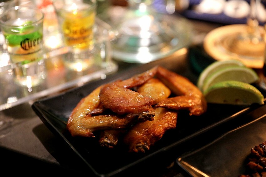 台南市北區酒鬼必訪!低調隱身巷弄寵物友善酒吧 美酒佳餚一次到味 週末微醺夜療癒又放鬆|集合Bar