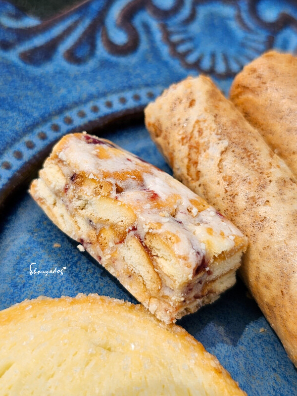 【餅乾零食】左心房 孔雀開屏捲心酥禮盒x蝴蝶翩翩蝴蝶酥禮盒