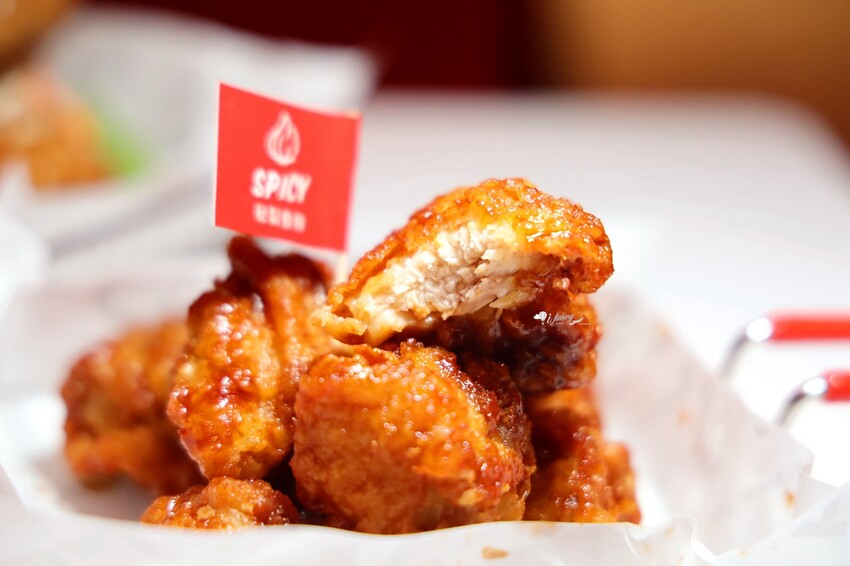 台北市中正區Bonchon Chicken本村韓式炸雞 「紐約最好吃韓式炸雞」插旗台北！開幕免費送炸雞腿
