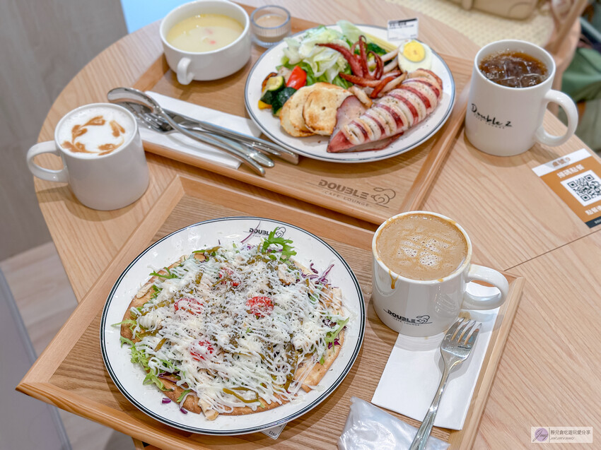 桃園市桃園區美食、DOUBLE II商辦大樓內的隱藏餐廳,北歐風格夜間變身餐酒館。