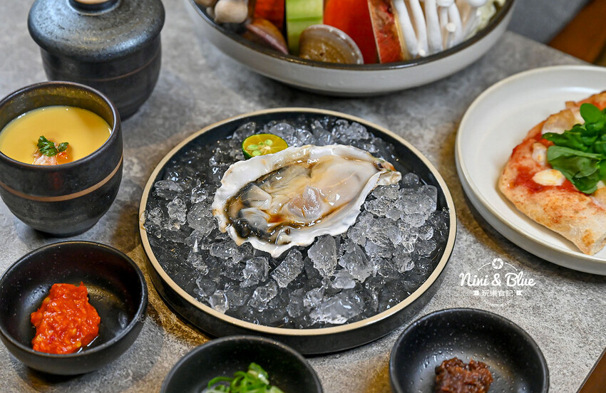 初美涮涮鍋-台中頂級火鍋推薦,和牛、活體龍蝦、現榨蘋果汁手搖飲、1%bakery甜點 @Nini and Blue 玩樂食記