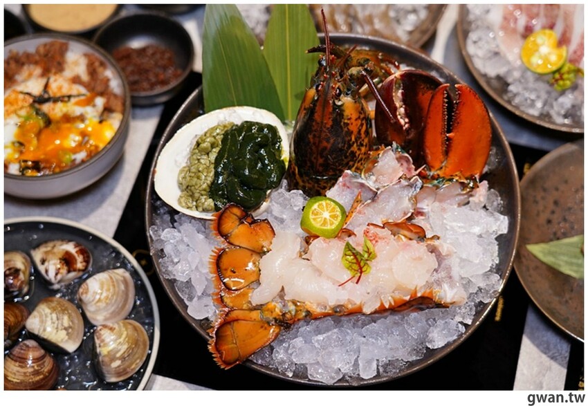 台中新開幕！甜點店不務正業跨足火鍋店，居然還有超好喝的手搖飲