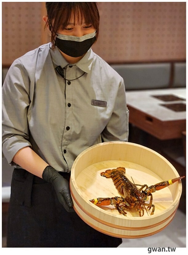 台中新開幕！甜點店不務正業跨足火鍋店，居然還有超好喝的手搖飲