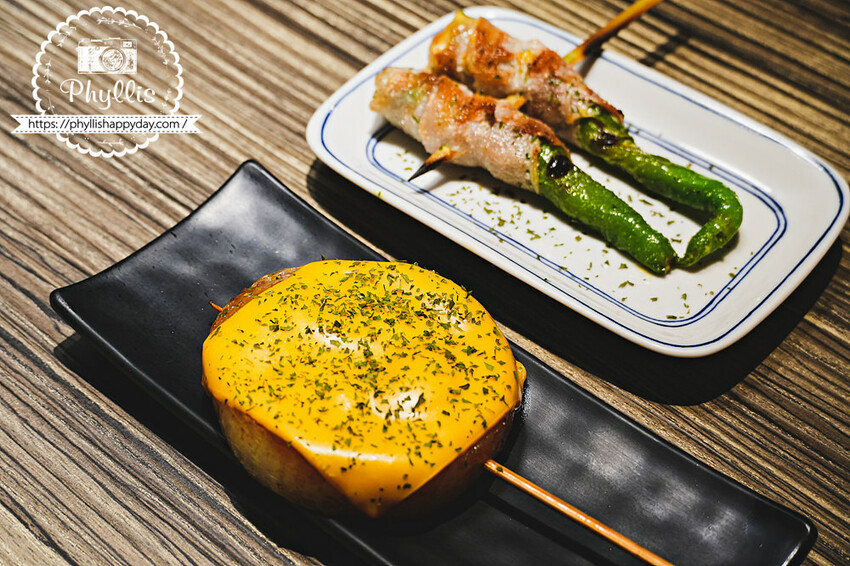 龍潭宵夜推薦『燒鳥串道-龍潭北龍店』｜超過45款串燒任你選｜茶泡飯、柴魚醬油拌飯吃到飽｜宵夜餐廳首選｜日式氛圍聚餐約會最佳選擇 - 相片中的菲莉絲