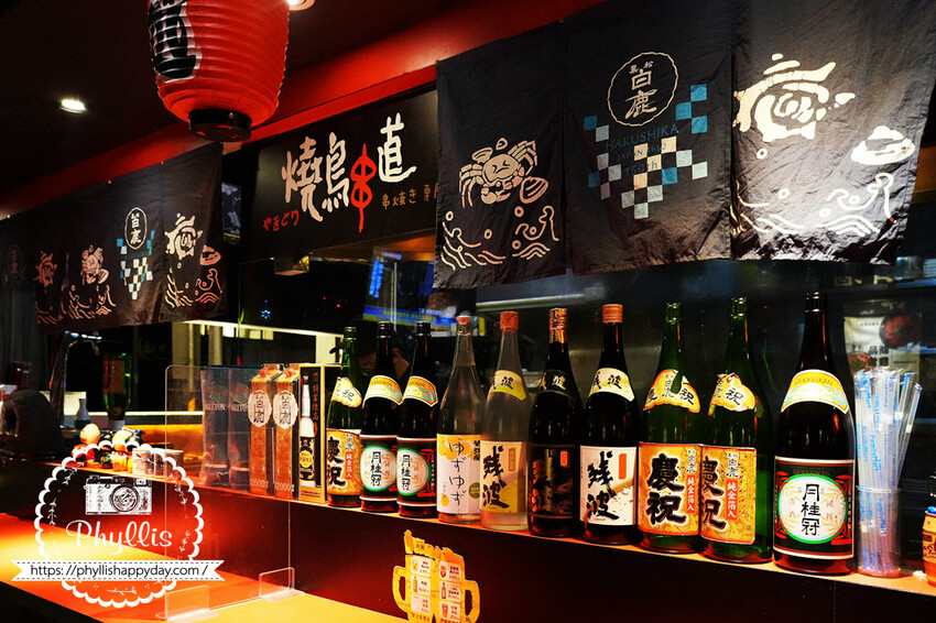 龍潭宵夜推薦『燒鳥串道-龍潭北龍店』｜超過45款串燒任你選｜茶泡飯、柴魚醬油拌飯吃到飽｜宵夜餐廳首選｜日式氛圍聚餐約會最佳選擇 - 相片中的菲莉絲